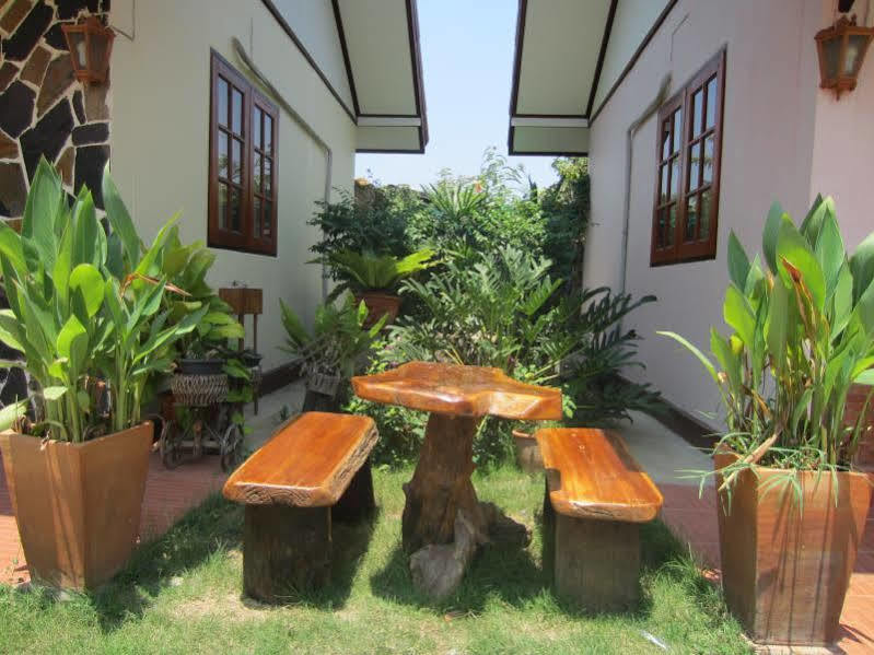 Chuan Chom Resort Sukhothai Buitenkant foto